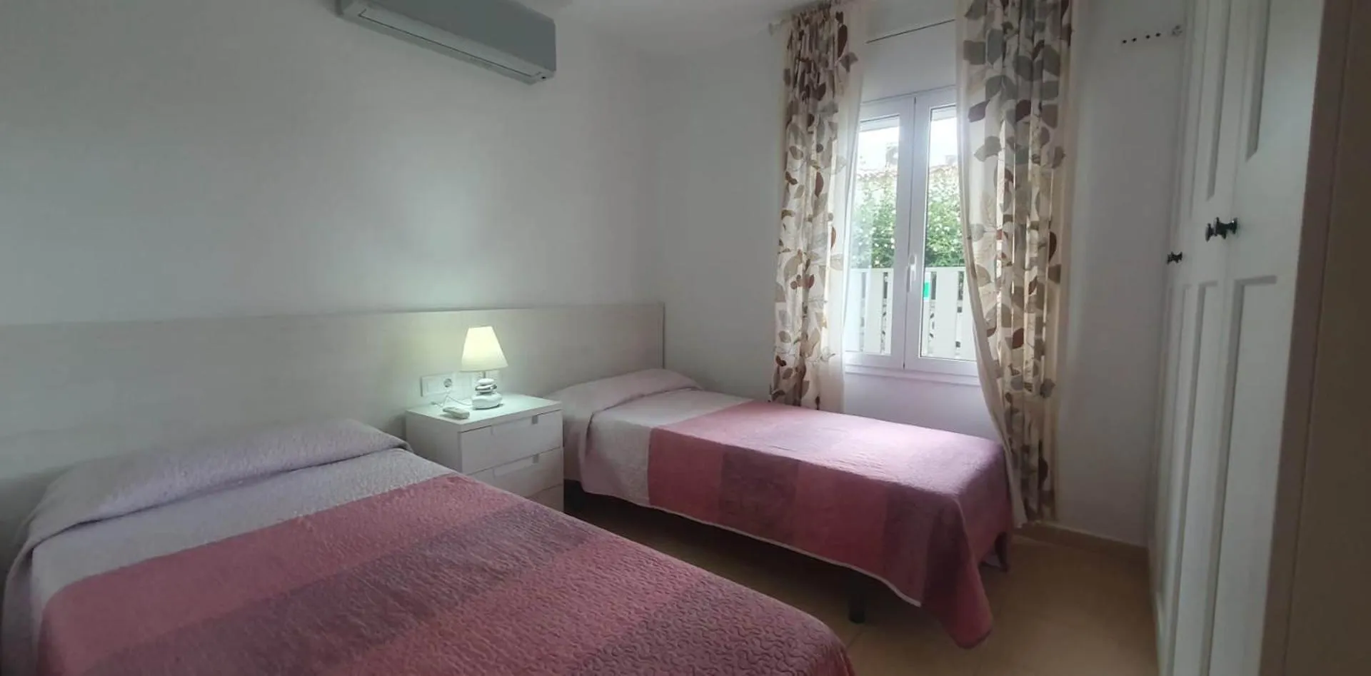 Apart-Rent Casa Con Piscina Alberes 0005 Empuriabrava