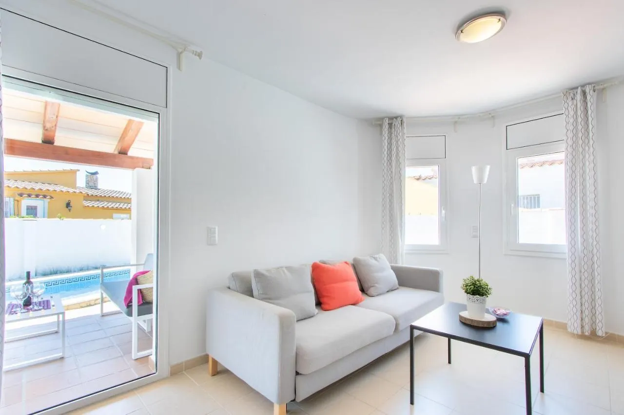 Apart-Rent Casa Con Piscina Alberes 0005 Empuriabrava