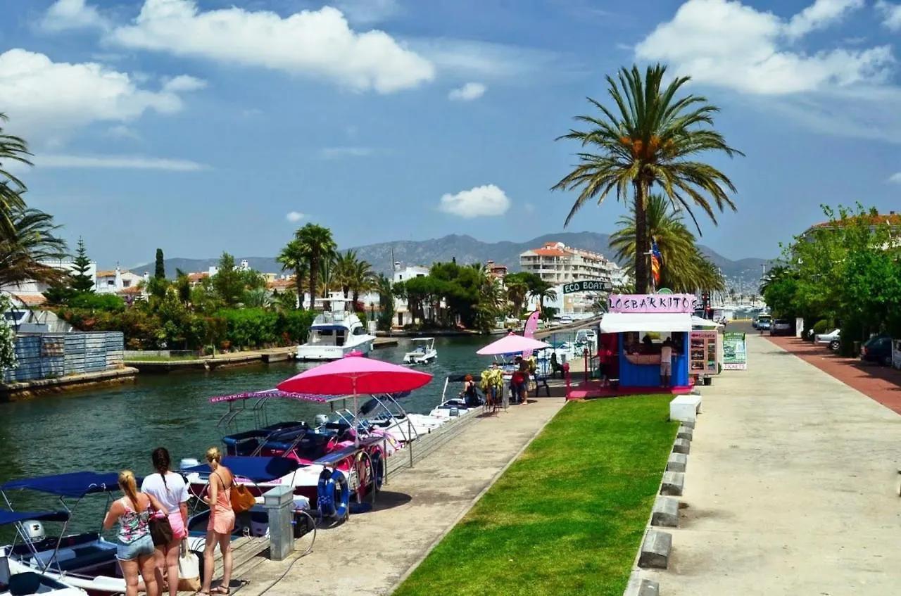Apart-Rent Casa Con Piscina Alberes 0005 Empuriabrava Španělsko